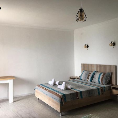 Rezo'S House Hotel Kvariati Luaran gambar