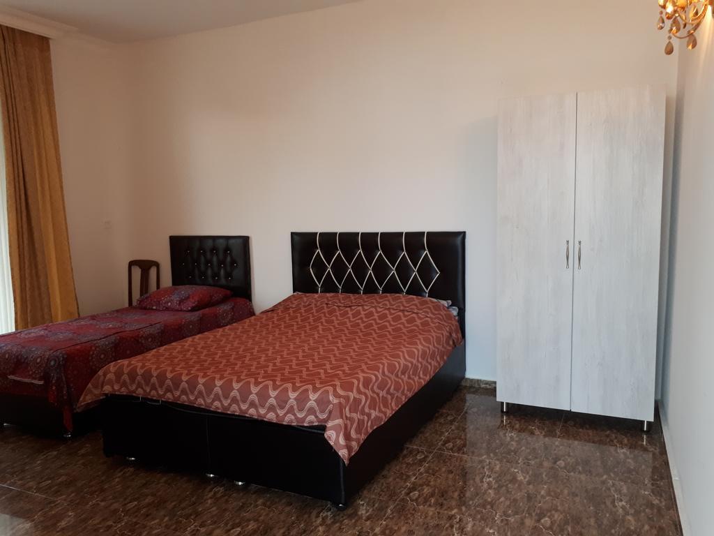 Rezo'S House Hotel Kvariati Luaran gambar